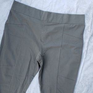 LOGO by Lori Goldstein 3X Light Army Green Leggings FINAL PRICE